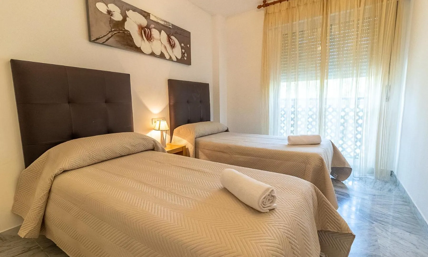 Alojamiento Lorcrisur Marbella 0*,  Španělsko